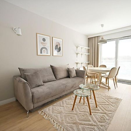 Beige 3City Apartment With Parking In Gdansk By Noclegi Renters 外观 照片