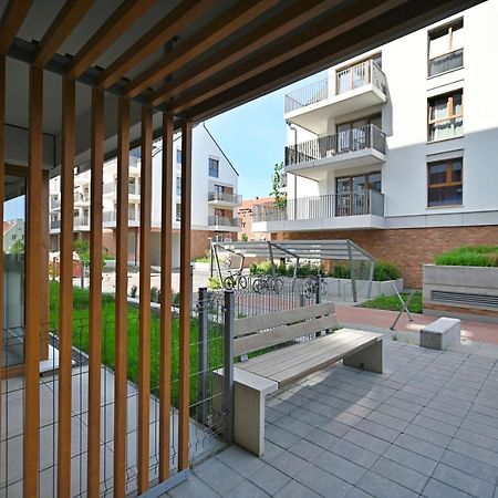 Beige 3City Apartment With Parking In Gdansk By Noclegi Renters 外观 照片