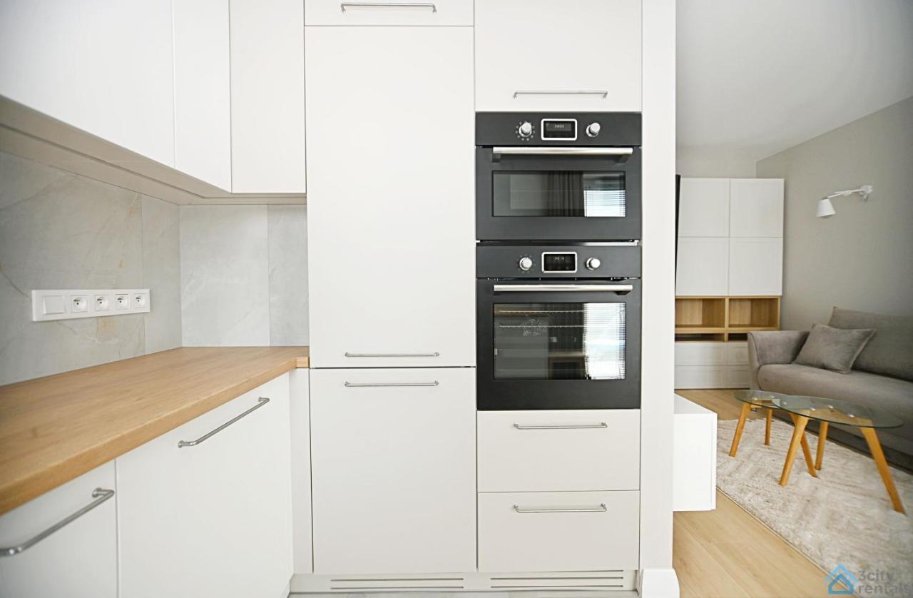 Beige 3City Apartment With Parking In Gdansk By Noclegi Renters 外观 照片