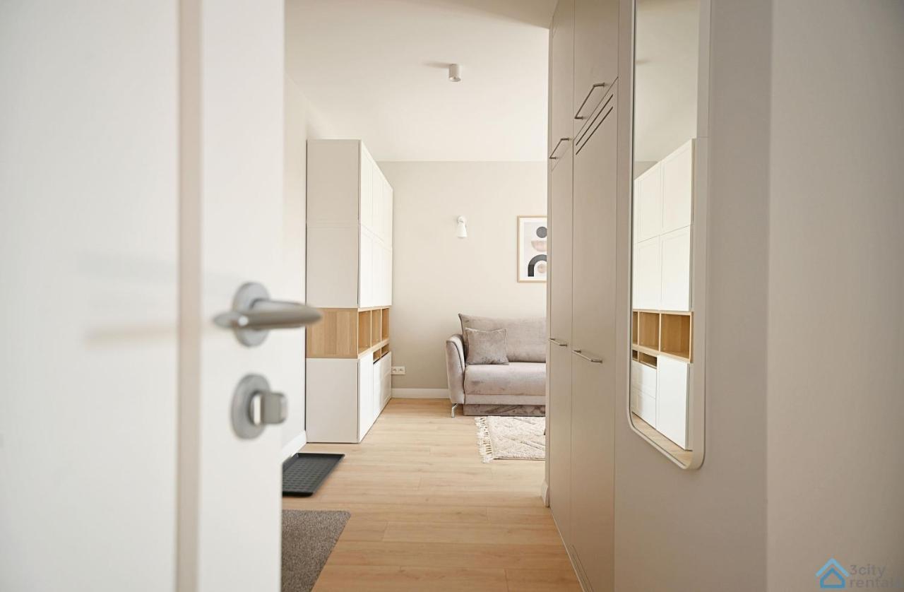 Beige 3City Apartment With Parking In Gdansk By Noclegi Renters 外观 照片