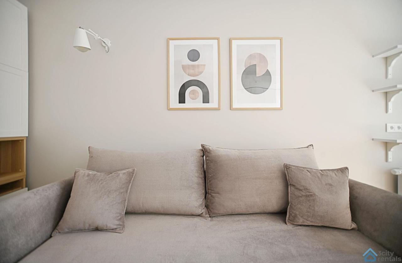 Beige 3City Apartment With Parking In Gdansk By Noclegi Renters 外观 照片
