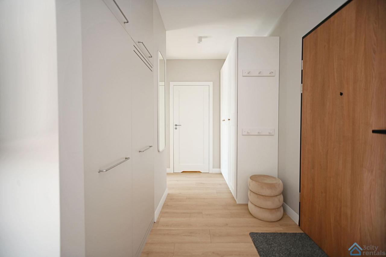 Beige 3City Apartment With Parking In Gdansk By Noclegi Renters 外观 照片