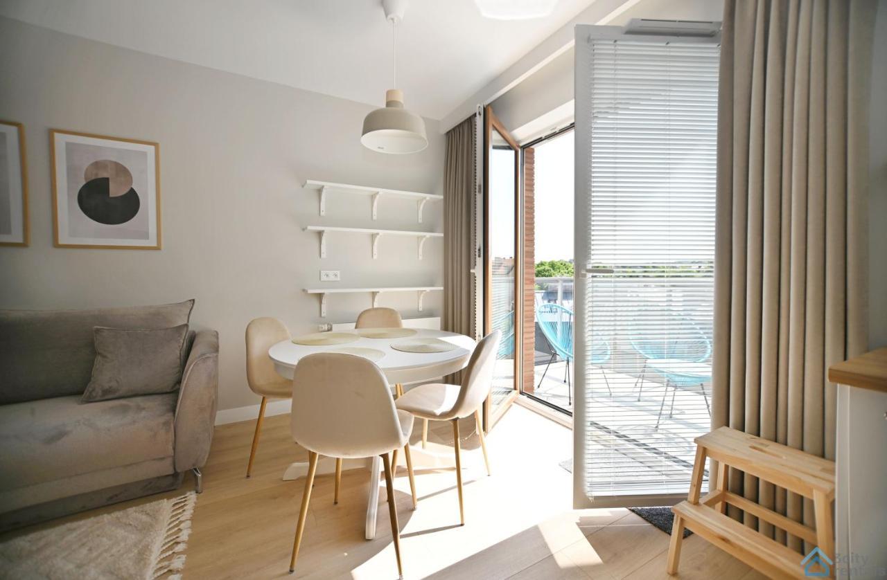 Beige 3City Apartment With Parking In Gdansk By Noclegi Renters 外观 照片