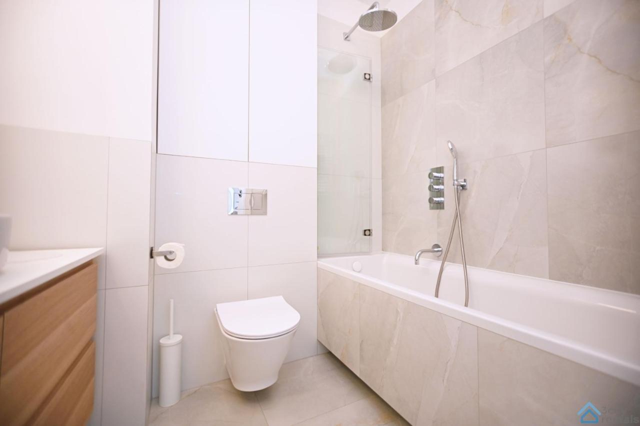 Beige 3City Apartment With Parking In Gdansk By Noclegi Renters 外观 照片